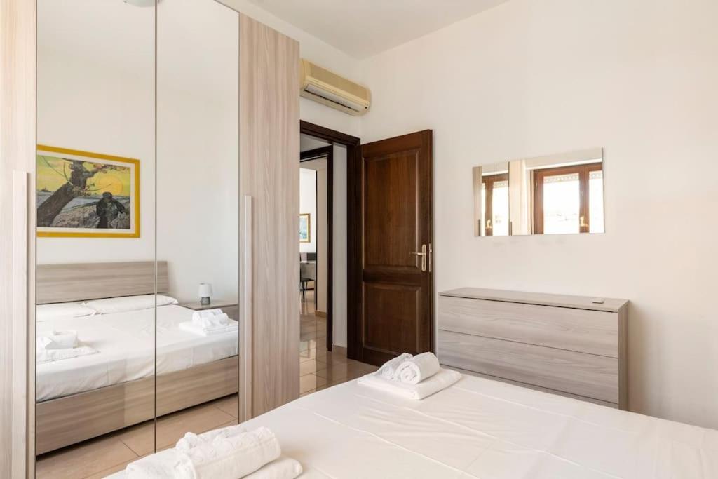 Dimoras Bellissimo Appartamento Centrocitta Olbia Luaran gambar